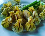 Hình bước làm 2 của món Hoành thánh nước lèo và hoành thánh chiên