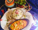 A picture of step 5 of Dhaba style paneer masala curry.