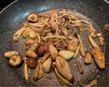 Foto del paso 2 de la receta: Pasta de trufa con setas