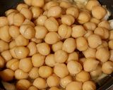 Foto del paso 2 de la receta: Bocado caliente de garbanzos y huevo