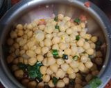 A picture of step 3 of White Chickpea Chaat.