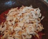 Foto langkah ke 8 dari resep 63. Sambal Ayam Suwir dengan Daun Jeruk.