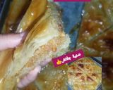 صورة لخطوة 2 من وصفة جلاش حلو بالمكسرات والكنافه