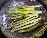 Foto del paso 3 de la receta: Espárragos en vaporiera