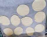 Foto del paso 5 de la receta: Crema de setas y mini pizza de hojaldre