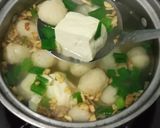 Foto langkah ke 13 dari resep Sup Tahu Bakso Ikan.