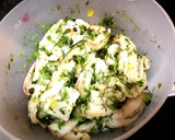 Foto del paso 3 de la receta: Montadito de bacalao congelado, patatas y pimientos de Piquillo al horno