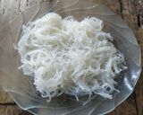 Foto langkah ke 2 dari resep Tumis Soun Jamur Kuping.