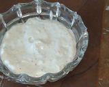 A picture of step 4 of Mayo garlic dip.