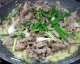 Hình bước làm 3 của món Bò xào sả hành