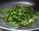 A picture of step 1 of Methi matar malai.