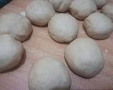 A picture of step 14 of Minced meat filled buns.