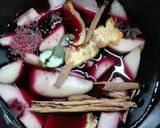 Foto del paso 4 de la receta: Peras al vino tinto