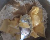 A picture of step 4 of Banana bread cake.