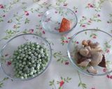 Foto del paso 2 de la receta Guisantes con lo que tengas a mano