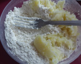 Foto del paso 3 de la receta: Molletes gigantes con suero de leche