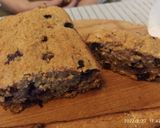 Foto del paso 7 de la receta: Budín de banana, arándanos y chocolate kit Kat