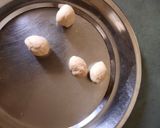 आटे की पानी पूरी (atte ki pani poori recipe in Hindi) रेसिपी चरण 2 फोटो