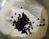 Foto langkah ke 1 dari resep Banana cupcake (no mixer).