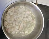 Foto del paso 1 de la receta Risotto de pollo y espárragos verdes