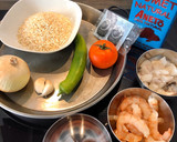 Foto del paso 1 de la receta: Arroz negro con sepia y gambones