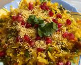 A picture of step 3 of Kanda poha.