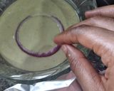 A picture of step 3 of Crunchy onion rings.