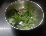 A picture of step 2 of Mint n adarak vali chay.