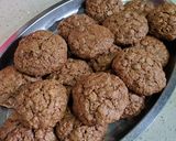 A picture of step 6 of Chocolate oatmeal cookies.