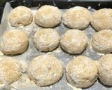 A picture of step 14 of Burger stuffed potatoes bread.