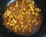 A picture of step 5 of Cauliflower curry.