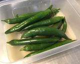 Une image de l'étape 3 de Piments verts au citron et vinaigre.