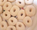 A picture of step 4 of Doughnut.