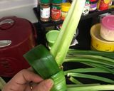 Foto langkah ke 6 dari resep Ayam goreng pandan.