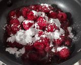 Foto del paso 6 de la receta: Waffles bicolor con salsa de frambuesas