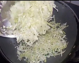 முட்டைகோஸ் பொரியல் ரெசிபி ஸ்டேப் 2 புகைப்படம்