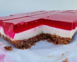 Foto langkah ke 6 dari resep Jelly Slice.
