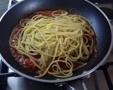 Foto del passaggio 6 della ricetta Linguine con ciliegino alle alici e crema di cavolo nero e sedano rapa