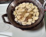 Foto langkah ke 5 dari resep Biji Ketapang Ekonomis Tanpa Telur & Tanpa Kelapa.