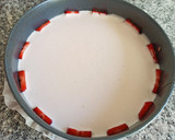 Foto del paso 3 de la receta: Tarta de fresa sin horno