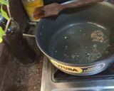 A picture of step 1 of Dalia Upma.