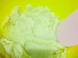 19. Kue Lumpur Kentang