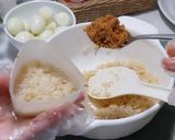Foto langkah ke 2 dari resep Onigiri Nasi Uduk (Praktis).