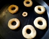 A picture of step 5 of Chocolate donuts.