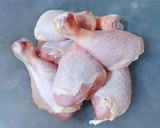 Foto del paso 1 de la receta: Muslos de pollo en salsa de limón, ajos y perejil