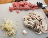 Foto del paso 2 de la receta: Risotto de champiñones y pollo