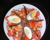 Foto del paso 2 de la receta: Tomatito de la huerta con anchoas y huevo duro