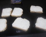 Foto del paso 1 de la receta Triángulos de pan de molde con jamón y queso