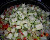 Foto del paso 9 de la receta: Pisto (fritada de verduras varias)