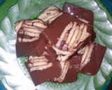 Foto langkah ke 3 dari resep Puding coklat biskuit.